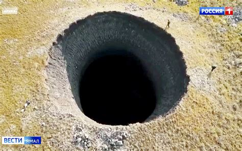 New giant Yamal crater opens up in Arctic in video and pictures ...