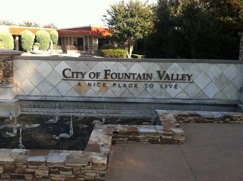 Fountain Valley’s fountain may bubble up again in a less splashy fashion – Orange County Register