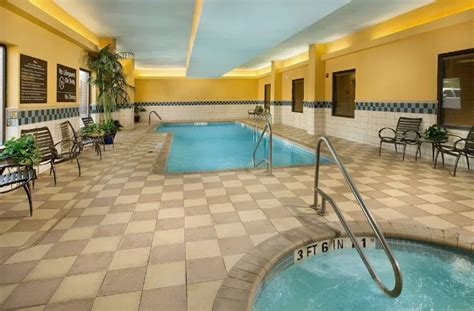 San Antonio Hotels with Indoor Pools | Hotels with Indoor Pools