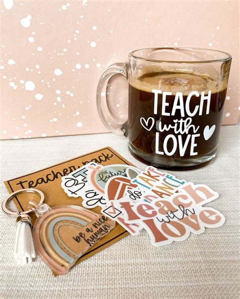 Teacher mug in 2021 | Mugs, Teacher appreciation gifts, Appreciation gift