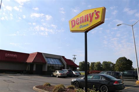 Denny’s reopens in Geneseo | Local News | thelcn.com