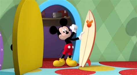 Mickey cheered: "Hot Dog" before preparing to get today's Mousekatools in the Mickey Mouse ...