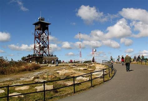 Hiking Wachusett Mountain