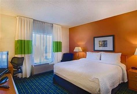 Fairfield Inn | Newark, NJ 07114