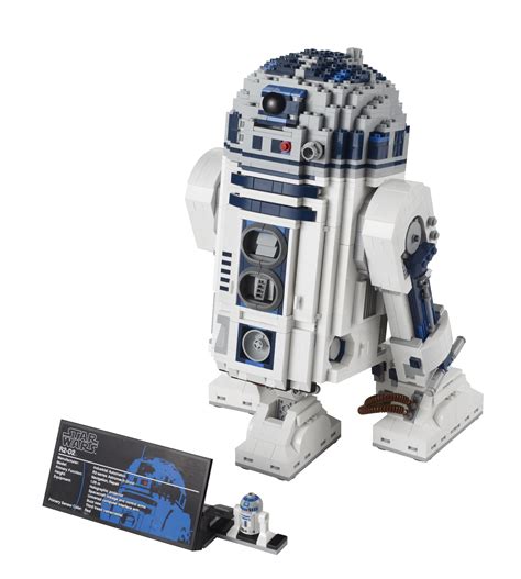 LEGO UCS R2D2 10225 Press Release - Toys N Bricks