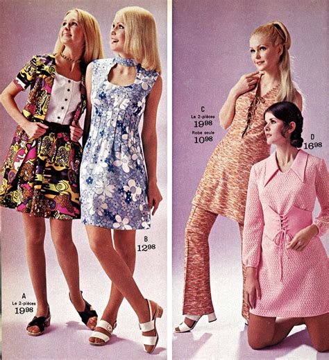 Eaton's Spring-Summer 1971 Catalog - Ladies' Fashions - Flashbak