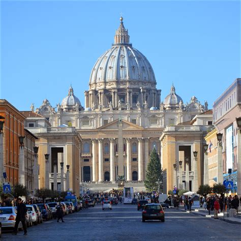 St Peter's Basilica / Via della Conciliazione | Basilica beg… | Flickr