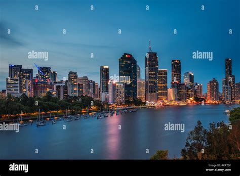 Brisbane skyline night panorama hi-res stock photography and images - Alamy