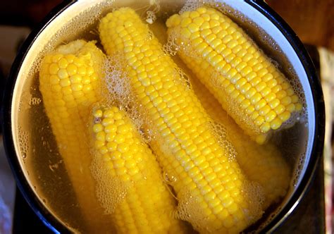 How Long to Boil Corn on the Cob | Trusted Since 1922