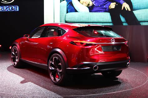 Mazda Koeru | Der Crossover-SUV in Hot Red | NewCarz