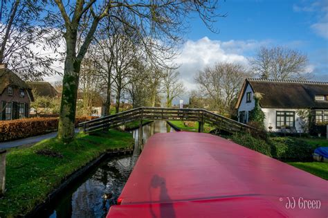 Visiting Giethoorn in the Winter