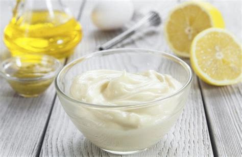 A Heavenly Mayonnaise Hair Mask Can Work Wonders For Your Hair This Winter!