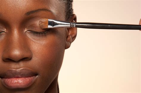 Tips For Aspiring Makeup Artists | [site:name] | Essence