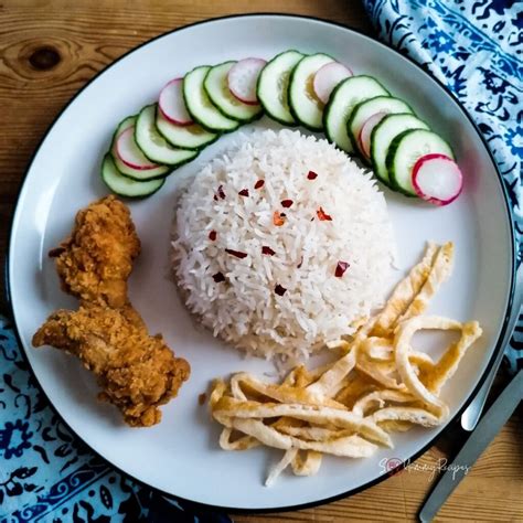 Nasi Uduk Jakarta: rice cooked in fragrant coconut milk - So Yummy Recipes