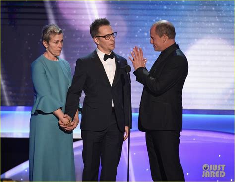 Frances McDormand & 'Three Billboards' Cast Win at SAG Awards 2018!: Photo 4018799 | 2018 SAG ...