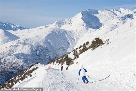 The late snow show: Family skiing in April? It's a doddle at the super-high resort of Les Deux ...