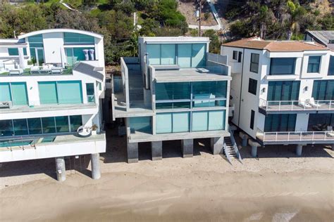 A Timeline of Kanye West's Rotting $57m Malibu House