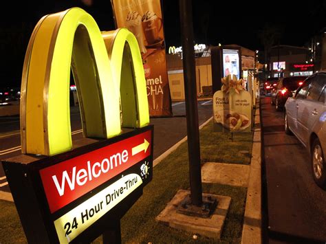 McDonald's Is Adding A Drive-Thru Window - Business Insider