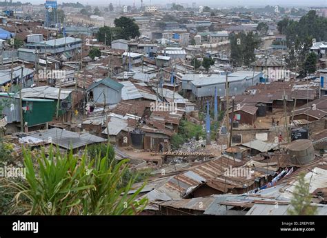 KENYA, Nairobi, Kibera slum / KENIA, Nairobi, Slum Kibera Stock Photo ...