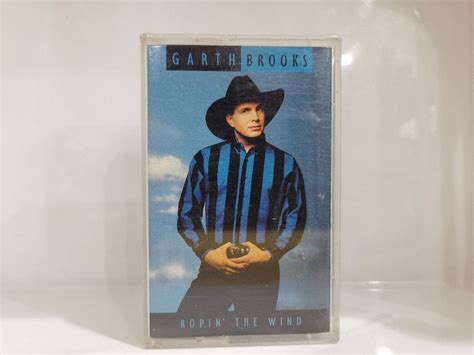 (Cassette) GARTH BROOKS Ropin' The Wind, Hobbies & Toys, Music & Media ...