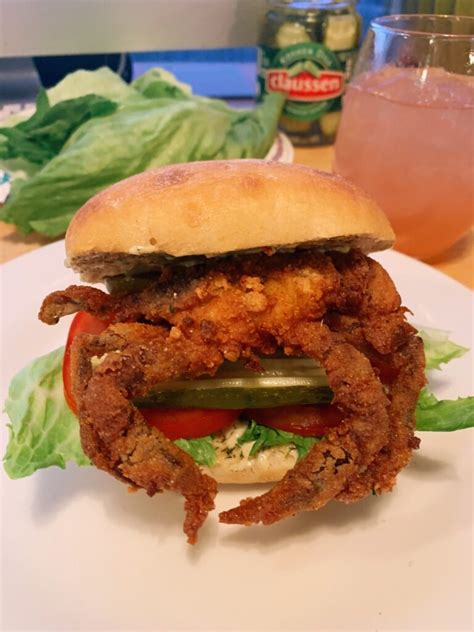 Fried Soft Shell Crab Sandwich! Fresh outta WANCHESE :)