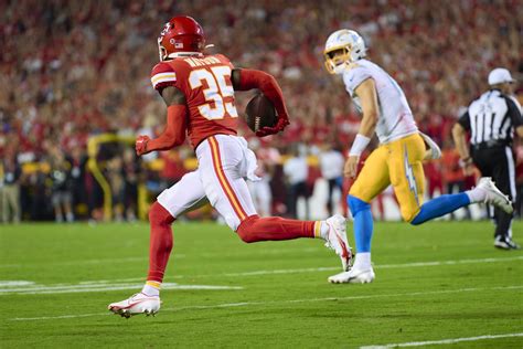 Chiefs-Chargers; Jaylen Watson’s game-winning pick was a long time coming - Arrowhead Pride