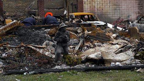 Fire-Ruined Homes in Belle Harbor – Beach 129th Street – Hurricane Sandy Aftermath – Fading Ad Blog