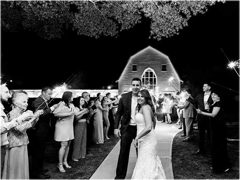 Dairy Barn Wedding Photos | Khoury + Melia | Karly RichardsonKarly Richardson