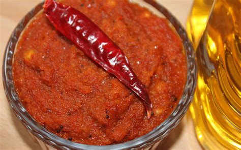 Hot Chilli Chutney Recipe - How to Make Hot Chilli Chutney