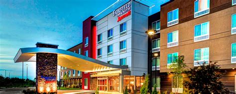 Hotel in Lansing, Michigan With Free Breakfast | Fairfield Inn & Suites