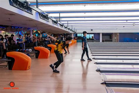 8 Best Bowling Alleys in Singapore That Won't Break Your Bank | EPOS ...