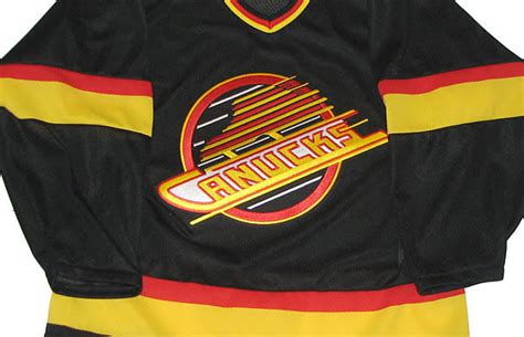 Canucks - Art of Sport: 5 NHL Logos We Wish Still Existed | Complex