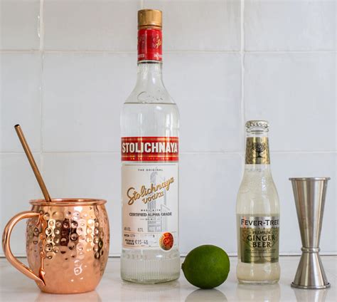 Mastering the Moscow Mule Cocktail | 2foodtrippers