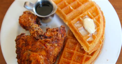 DOUGLICIOUS: Fried Chicken and Buttermilk Waffles