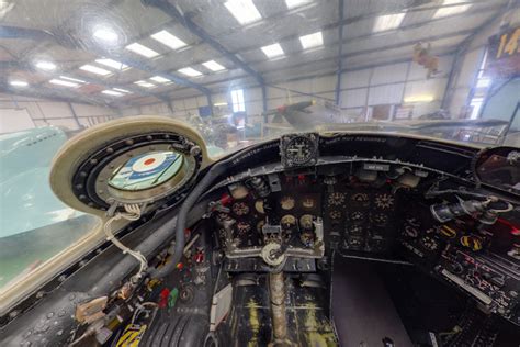 Virtual Tour English Electric Canberra B2-Cockpit, Navigator, Bomb Aimer