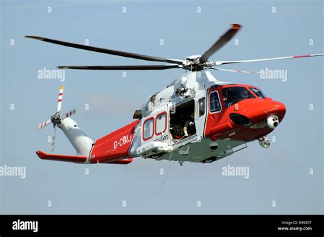 Coast Guard search and rescue helicopter on exercise Southampton Stock Photo: 19807644 - Alamy