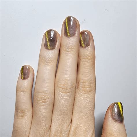 Gold cat eye from Amazon : r/shortynails