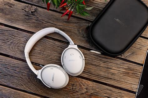 The 7 Best Noise Cancelling Headphones Under $100 (June) 2023 | Oasthar