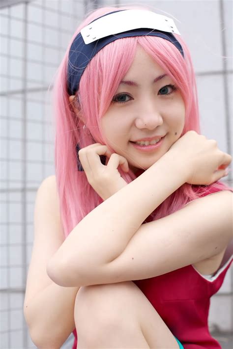 Fashion Cosplay - Anime Cosplay: Sakura Haruno Cosplay