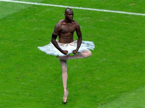 The Best of the Mario Balotelli Flexing Celebration Meme | Sportige