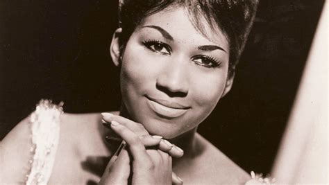 Aretha Franklin dies at 76, transformed American music