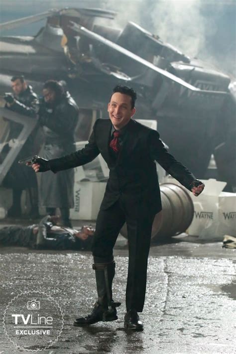 Penguin Will Kill Major Character In Final Season Of ‘Gotham’ - Heroic ...