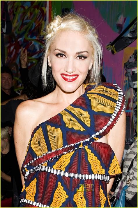 Gwen Stefani: L.A.M.B. Fashion Week Show!: Photo 2480985 | Celebrity ...