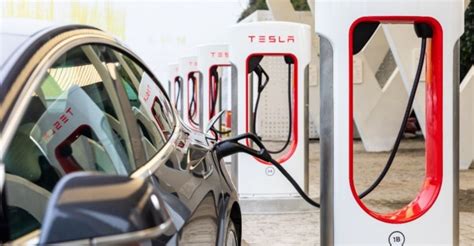 Tesla China's First Super Charging Station Integrating Energy Storage ...