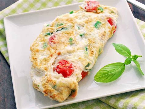 Fluffy Egg White Omelette - Healthy Recipes Blog