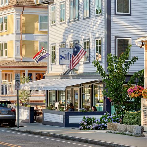 Where to Eat in Mystic, Connecticut, Summer's Top Dining Destination ...