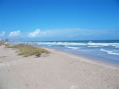 Fort Pierce Beach, FL | Florida treasure coast, Fl beaches, Florida beaches