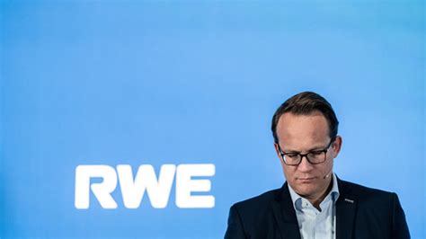 RWE lays out plans to invest billions in renewables