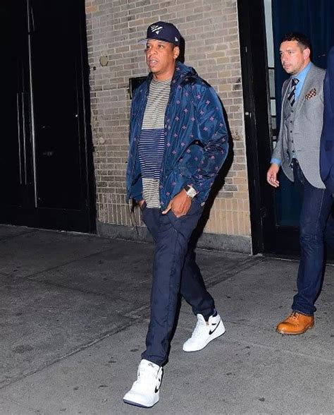 Pin by Tāvis Vaughnchét on Things to Wear | Celebrity sneakers ...