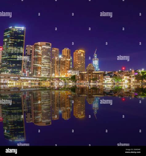 Panorama night view of Sydney Harbour and City Skyline of circular quay ...